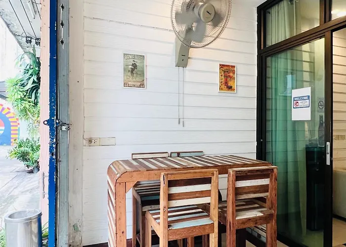 La 3* Bangkok